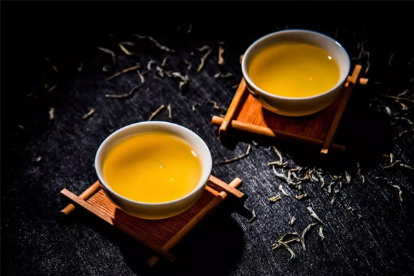 茶味道清新淡雅 不能与茶共同进食的材料 山西药茶