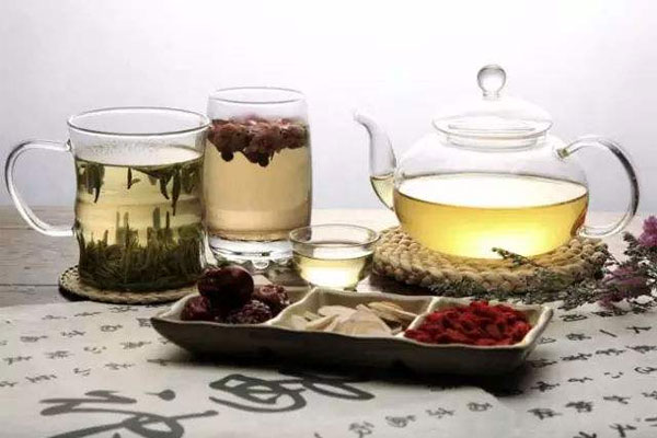 茶是人们喜欢的饮品 喝茶可以抑制脑神经兴奋 山西药茶
